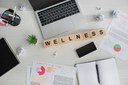 Well-being monitoring at the workplace