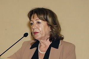 Compagno professoressa emerita, al via l’iter